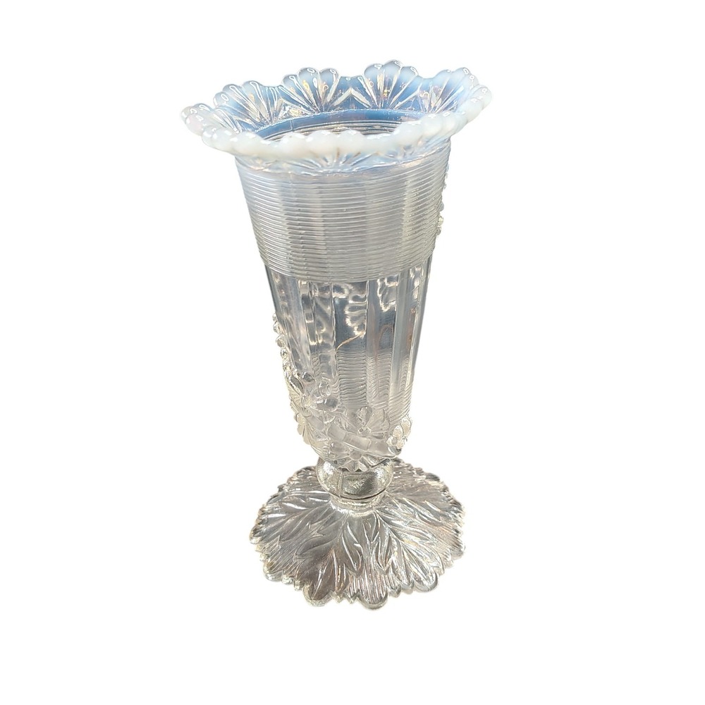 Northwood Opalescent Fluted Scrolls with Vine Bud Vase‎
